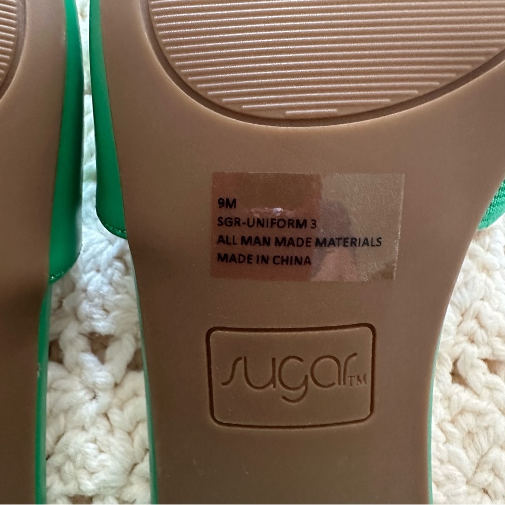 Sugar Women's Vibrant Green Mules, NWOB, size 9. - Picture 8 of 9